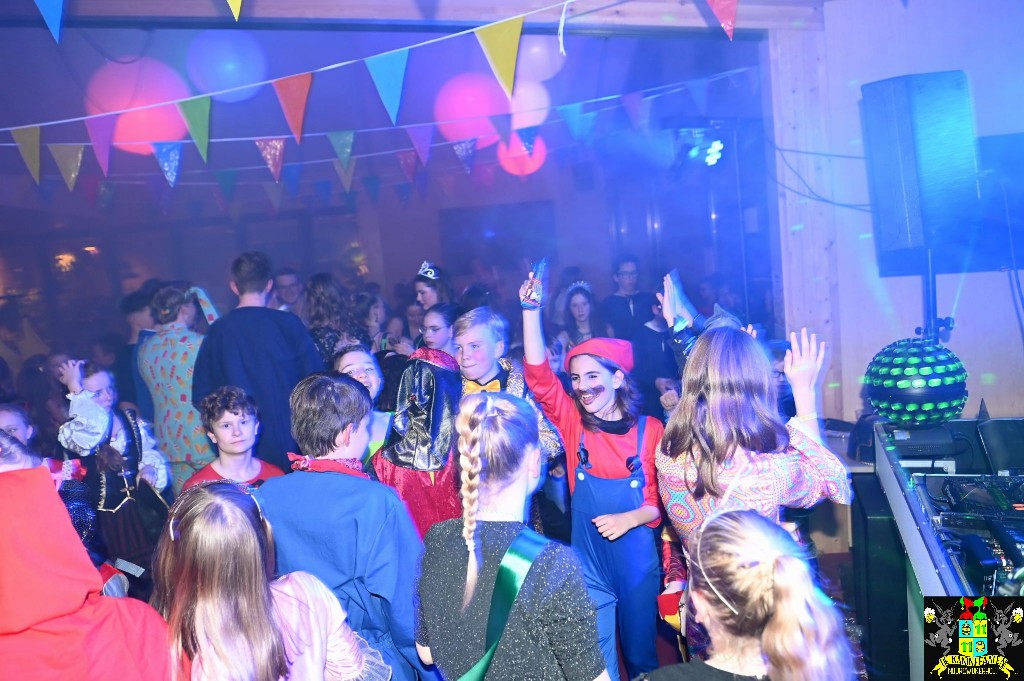 ../Images/Jeugddisco Middeleeuws Carnaval 180.jpg